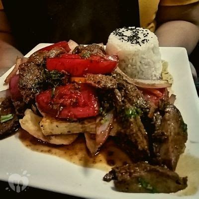 Lomo saltado con arroz