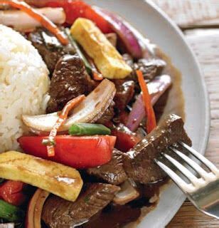 Lomo saltado con arroz