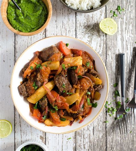 Lomo saltado con arroz