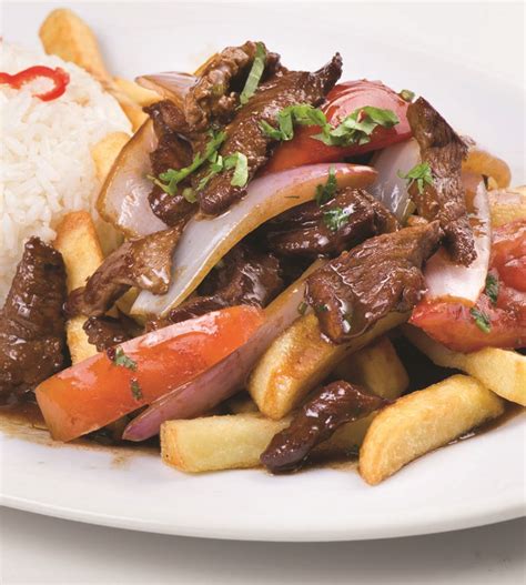 Lomo saltado con arroz