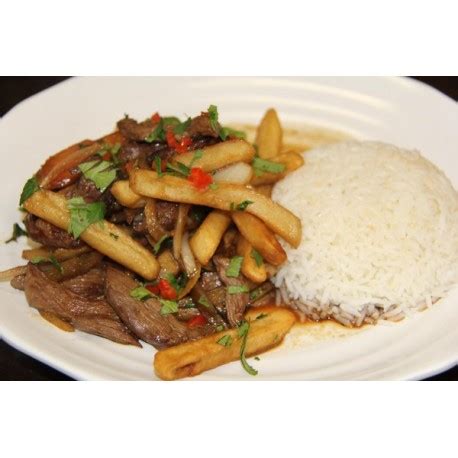 Lomo saltado con arroz