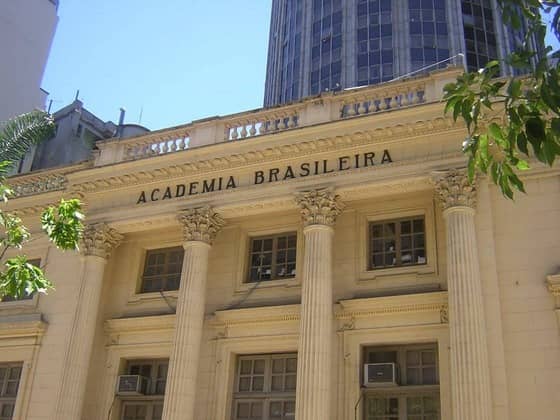 2240px-Academia_brasileira_de_letras_2.JPG