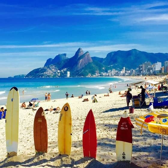 2240px-Ipanema_Paradise.jpg